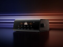 El cargador EcoFlow Dektop tiene una pantalla de 3,02 pulgadas en la parte delantera. (Fuente de la imagen: EcoFlow)