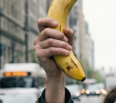 Mano anatómicamente cuestionable