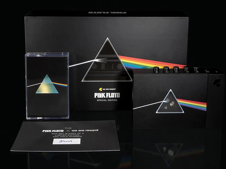 Contenido de la caja de coleccionista «We Are Rewind x Pink Floyd».