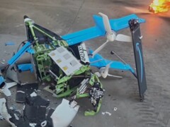 Drone de reparto MK30 de Amazon estrellado. (Fuente de la imagen: ABC15 Arizona en YouTube)