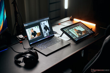 La ProArt P16 es estupenda para trabajar... (fuente de la imagen: Notebookcheck)