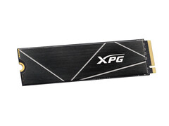 prueba de rendimiento de la SSD ADATA Gammix S70 Blade PCIe4 x4 NVMe de 2 TB (Fuente de la imagen: Best Buy)