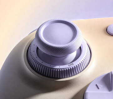 El mando 8BitDo Ultimate 3 para Xbox dispone de anillos de fuerza para ajustar la tensión del joystick.