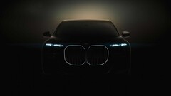 La gran parrilla iluminada en forma de riñón puede ser el elemento de diseño más distintivo del nuevo BMW i7 (Imagen: BMW)