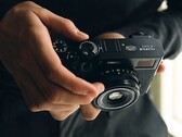 La producción de la Fujifilm X100 VI aumentará para satisfacer finalmente la gran demanda. (Fuente de la imagen: Fujifilm)