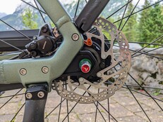 La Gazelle utiliza frenos de disco hidráulicos de Shimano