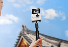 La Insta360 GO 3 es una cámara de acción versátil que admite varios accesorios. (Fuente de la imagen: Insta360)