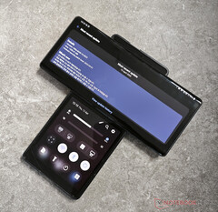 El LG Wing apareció en Android 10 y es uno de los últimos smartphones de la compañía. (Fuente de la imagen: NotebookCheck)
