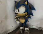 Estatua de Sonic descubierta tras el cierre de Segaworld Londres. La estatua ha sido restaurada desde entonces y pudo verse durante la Gamescom 2023 (fuente de la imagen: Sega Driven)