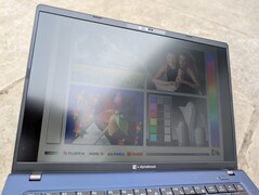 Al aire libre bajo la luz del sol