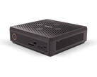 El ZOTAC ZBOX QCM7T3000 da un golpe. (Fuente de la imagen: Zotac)