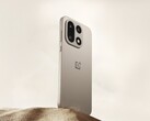 El OnePlus 15 (en la imagen) no tiene el logotipo de Hasselblad como su predecesor, el OnePlus 13. (Fuente de la imagen: OnePlus)