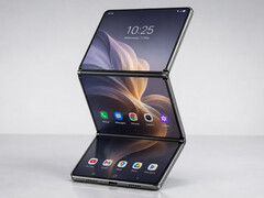 Así podría ser el teléfono plegable en tres partes con diseño vertical de Huawei.