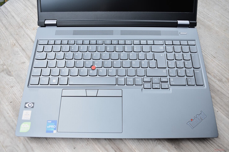 Lenovo ThinkPad P16 G1 área del teclado