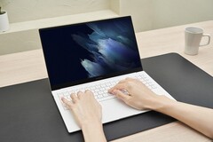 Samsung lanza Galaxy Book Pro de 13,3 y 15,6 pulgadas con pantallas AMOLED y gráficos Iris Xe (Fuente: Samsung)