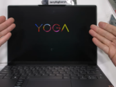¿Sobrevivirá el 7i Carbon al desmontaje? (Fuente: JerryRigEverything vía YouTube)