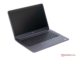 El Huawei MateBook D 14 W50F Laptop revisión. Dispositivo de prueba cortesía de notebooksbilliger.de