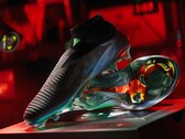 La Nike Phantom 6 "EA Sports FC" es una bota de fútbol de gama alta. La Phantom 6 ya está disponible en EA Sports FC 26 y en tiendas minoristas. (Imagen: Nike)