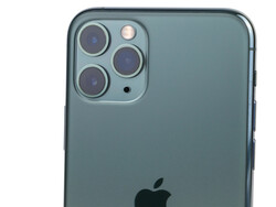 iPhone 11 Pro con un sistema de triple cámara