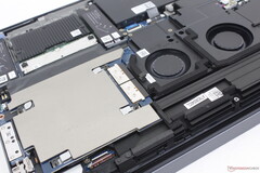 El Pro Max 16 Plus es uno de los pocos portátiles modernos que incluye una tarjeta gráfica extraíble denominada DGFF o Dell Graphics Form Factor (Fuente de la imagen: Notebookcheck)