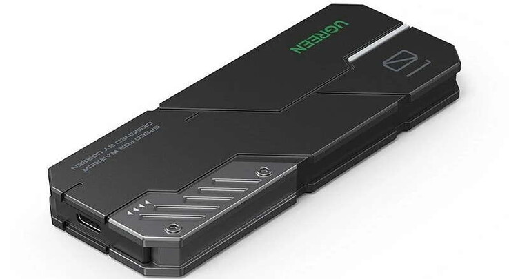 La UGreen CM525 es una caja sólo para SSD