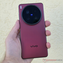 Vivo podría sustituir pronto al X200 Ultra, en la imagen, por un sucesor directo. (Fuente de la imagen: Notebookcheck)