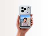 El Vivo X500 con el accesorio Snap Screen y una funda magnética.