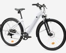 Ya está disponible la bicicleta eléctrica de cuadro bajo Rockrider E-ACTV 100 de Decathlon. (Fuente de la imagen: Decathlon)