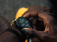 El Forerunner 965 es uno de los cinco smartwatches elegibles para probar la versión 26.07 en el Programa Beta de Garmin. (Fuente de la imagen: Garmin)