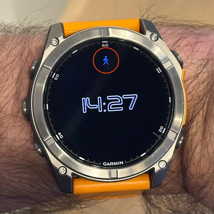 El nuevo icono del hombre azul es un acceso directo a la función Reanudar más tarde de Garmin. (Fuente de la imagen: u/svacher vía Reddt)