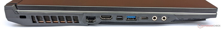 Lado izquierdo: Cierre Kensington, LAN Gigabit, HDMI, Mini DisplayPort 1.2, 1x USB 3.1 Gen 1 Tipo-A, 1x USB 3.1 Gen 1 Tipo-C, 1x auriculares, 1x micrófono