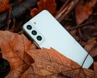 Samsung Galaxy S22 (Fuente de la imagen: Joshua Katt, Unsplash)