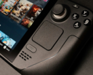 La Steam Deck (en la imagen) ha sido uno de los dispositivos portátiles de juego de mayor éxito en los últimos años. (Fuente de la imagen: Kadyn Pierce en Unsplash)