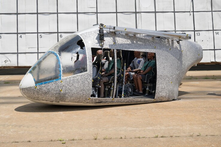 El modelo del cuerpo del avión después de ser lanzado desde 35 pies (Fuente de la imagen: NASA y Mark Knopp)