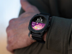 El Tactix 8, en la imagen, es uno de los varios smartwatches elegibles para la versión beta 15.26. (Fuente de la imagen: Garmin)