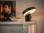La lámpara con altavoz Bluetooth Blomprakt de IKEA (en la imagen) ya está disponible en todo el mundo. (Fuente de la imagen: IKEA)