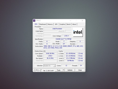 La CPU Intel Bartlett Lake Core 9 273PQE fotografiada ejecutando CPU-Z en una placa base ASUS Z790