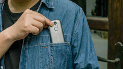 El Jelly 2E tiene una pantalla de 3 pulgadas y una batería de 2.000 mAh. (Fuente de la imagen: Unihertz)