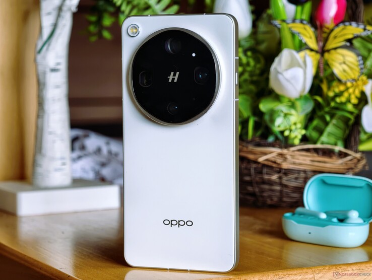 El Oppo Find X9 Ultra blanco en análisis