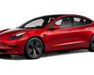 El Model 3 con tracción trasera empieza ahora por debajo de los 40.000 dólares antes de subvenciones (imagen: Tesla)