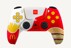 El mando Dual Sense de McDonald&#039;s y su idiosincrásico diseño. (Fuente de la imagen: Sony)