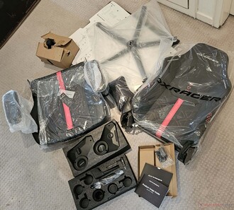 Todo ello está perfectamente embalado en la caja.