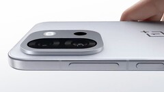 El OnePlus 13T. (Fuente de la imagen: OnePlus)