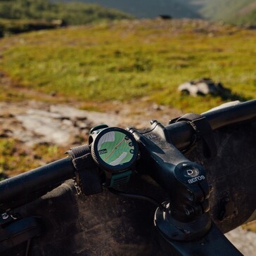 Gracias a los mapas offline, la navegación sin smartphone es posible. (Fuente de la imagen: Suunto)