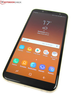 En revisión: Samsung Galaxy A6 (2018). Dispositivo de revisión proporcionado por cortesía de: notebooksbilliger.de