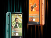 El reproductor de audio digital HiBy R3Pro II, de tamaño de bolsillo, admite la reproducción de música sin pérdidas en auriculares balanceados utilizando DAC duales y amplificadores cuádruples. (Fuente de la imagen: HiBy)