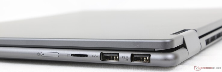Derecha: Botón de encendido, lector MicroSD, 2x USB-A 3.2