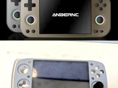 El RG477M y el KT-R1S de arriba a abajo. (Fuente de la imagen: vía Joey's Retro Handhelds & Nittrx)