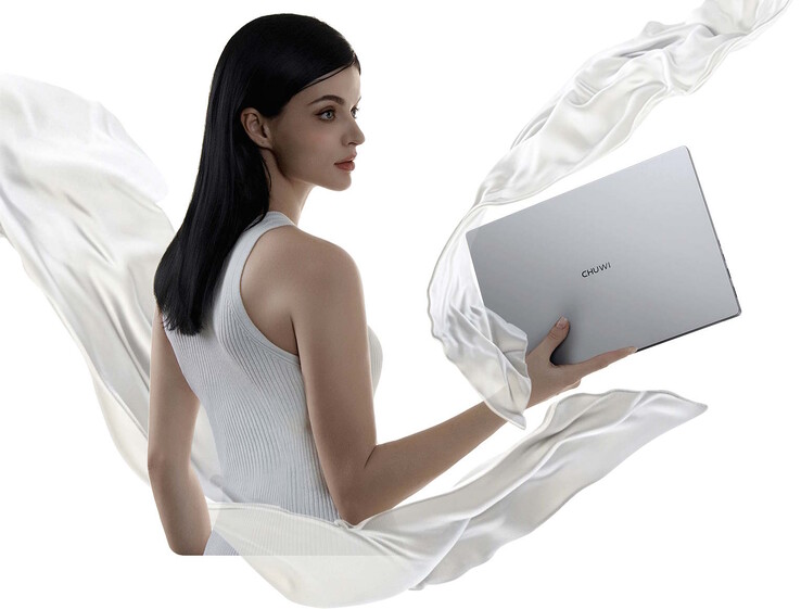 El CoreBook Air 226V es relativamente compacto