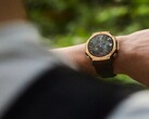 El T-Rex 3 Pro Black Gold de Amazfit ha llegado a Europa. (Fuente de la imagen: Amazfit)